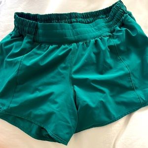 Hotty Hot low rise 4in shorts- sz 10